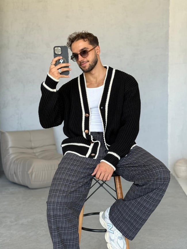 Oversize Old Money Şeritli Örme Hırka Siyah-Ekru