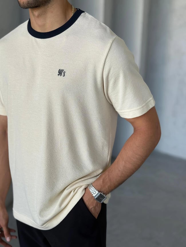 T7662 90’s nakışlı T-shirt Krem