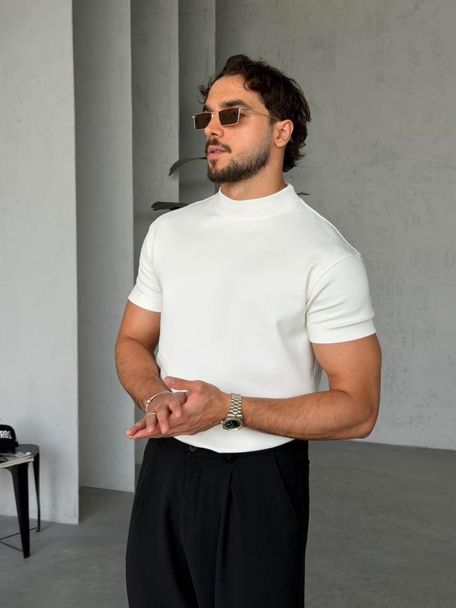 Yarım Boğazlı Dubble Face Kumaş T-shirt Beyaz