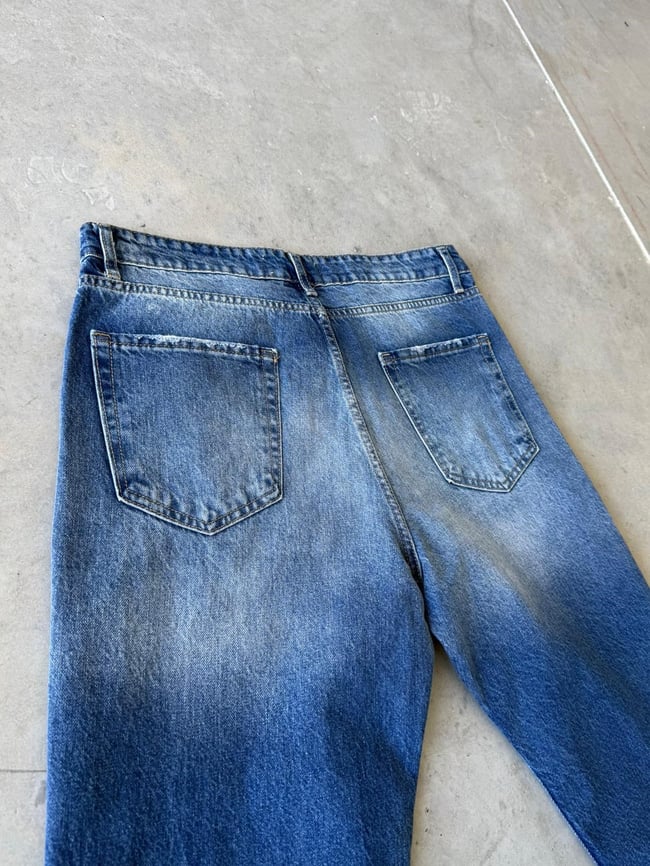 YIRTIK DETAYLI MAVİ BOYFRIEND KOT PANTOLON