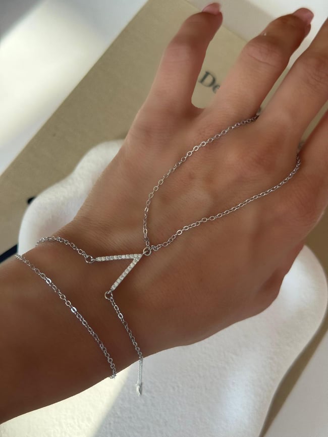 Arrow Touch Hand Chain