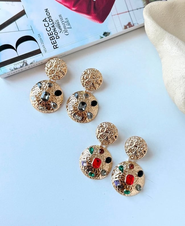 Aurora Taş İşlemeli Gold Statement Küpe