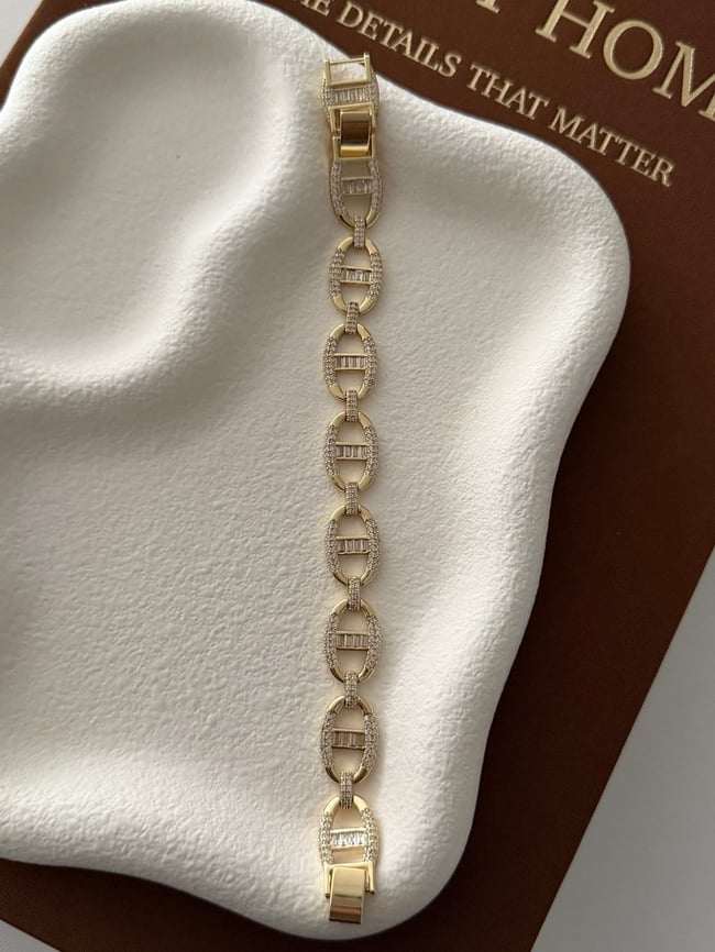 Liora Zirkon Taşlı Oval Gold Bileklik