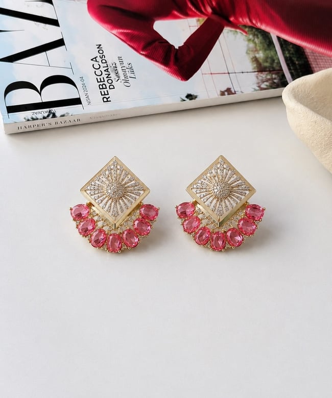 Pembe Taşlı Güneş Işıltısı Küpe