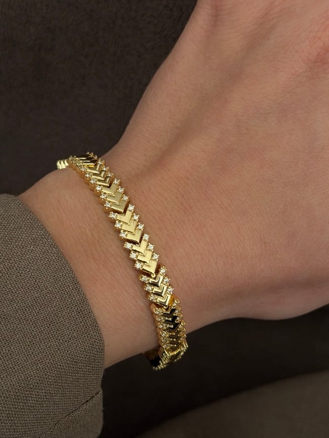 Zirkon Taş Detaylı Geometrik Gold Bileklik