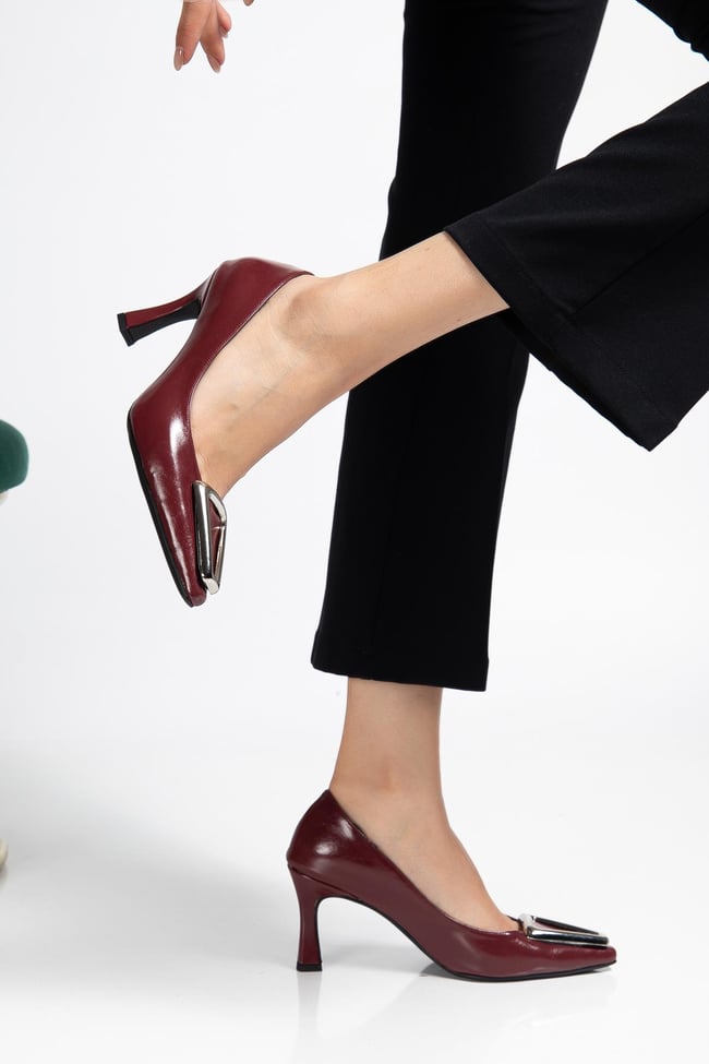 Bordo Kadın Toka Detaylı Topuklu Ayakkabı Stiletto