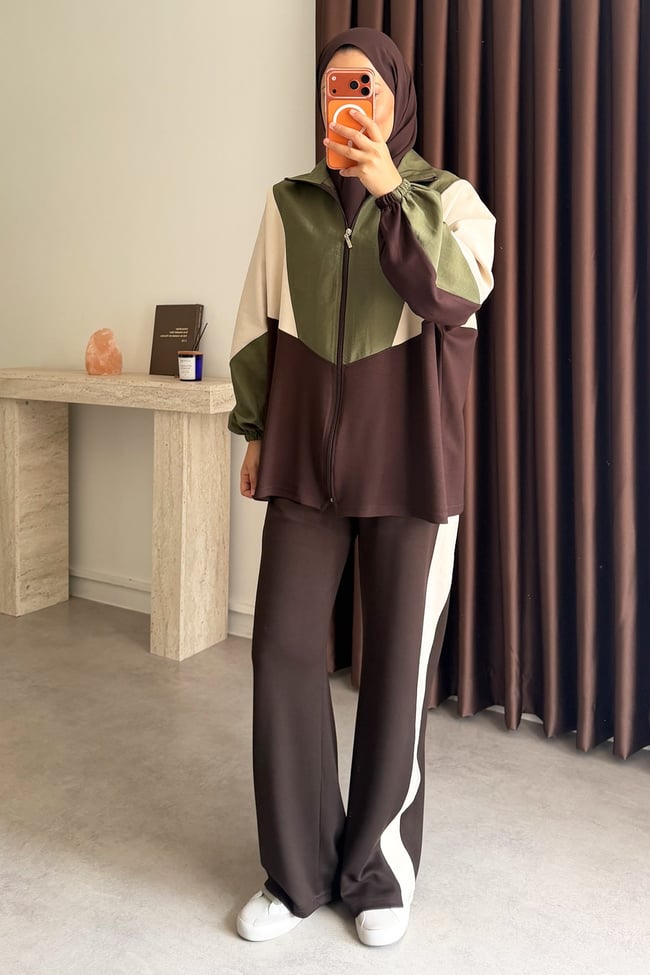 Fermuarlı Garnili Takım - Kahverengi