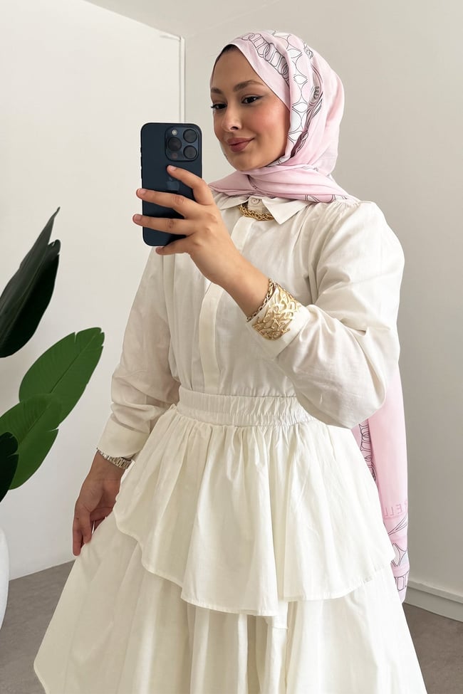 Kat Etekli Takım - Beyaz
