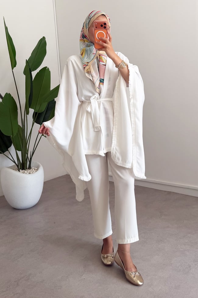 Püskül Detay Kimono - Beyaz