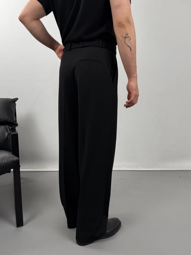 KEMERLİ DÖKÜMLÜ PANTOLON
