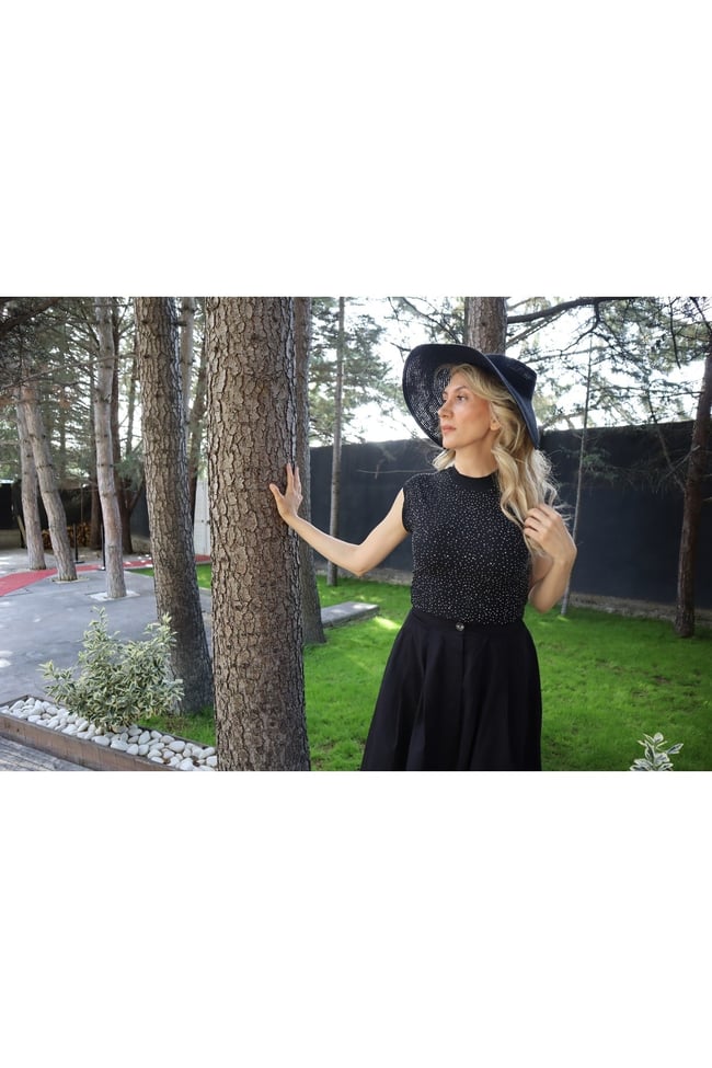 KADIN TAŞLI CROP BLUZ  T-SHIRT SİYAH