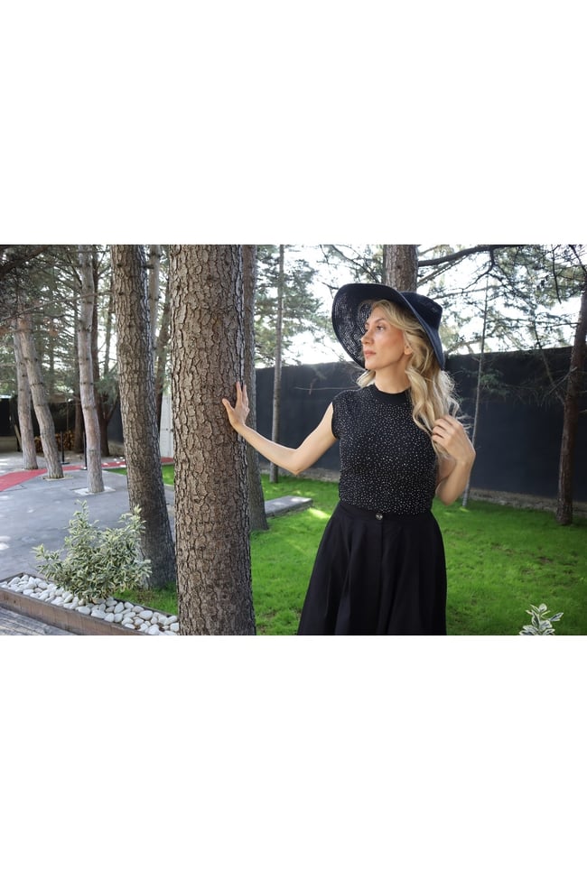KADIN TAŞLI CROP BLUZ  T-SHIRT SİYAH