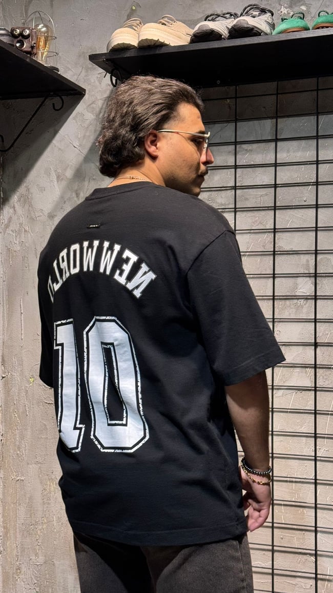 10 NEW WORLD Siyah Oversize T-shirt 