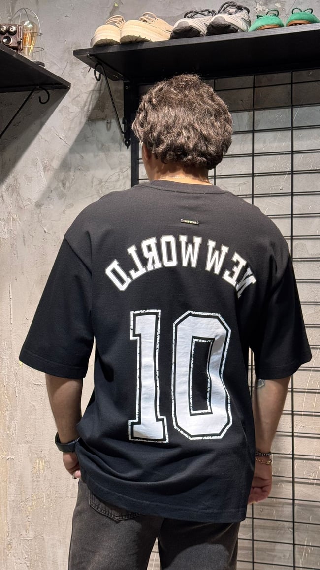 10 NEW WORLD Siyah Oversize T-shirt 