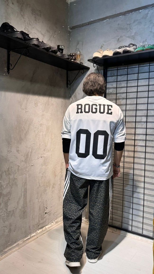 Beyaz 3 ROGUE Forma