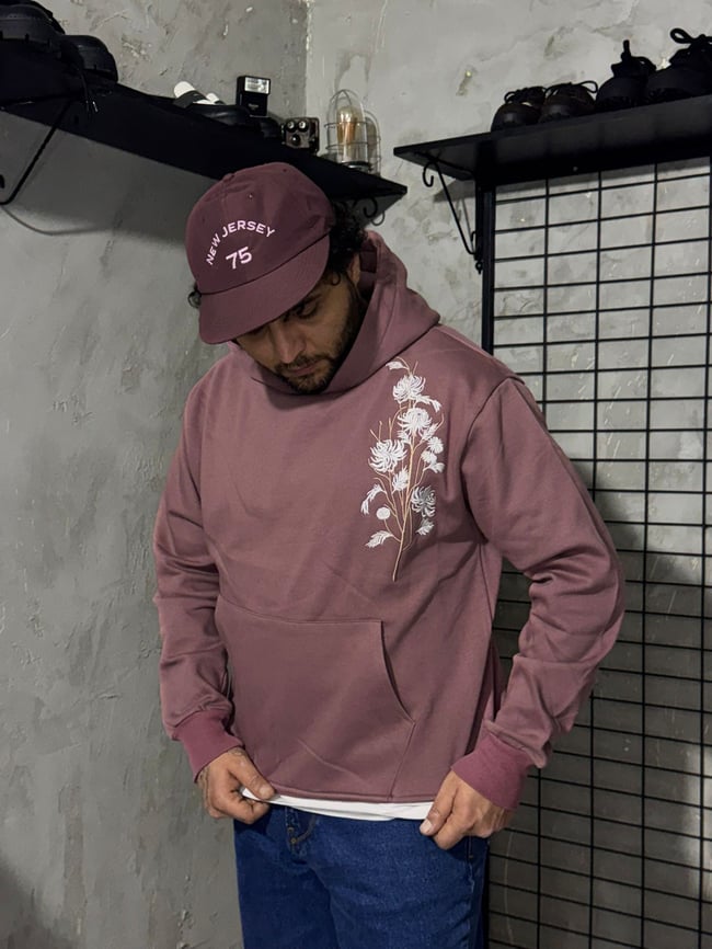 Çiçek Nakışlı Hoodie