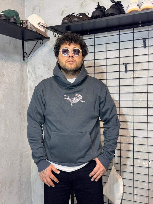 Düşen Melek Nakışlı Füme Hoodie