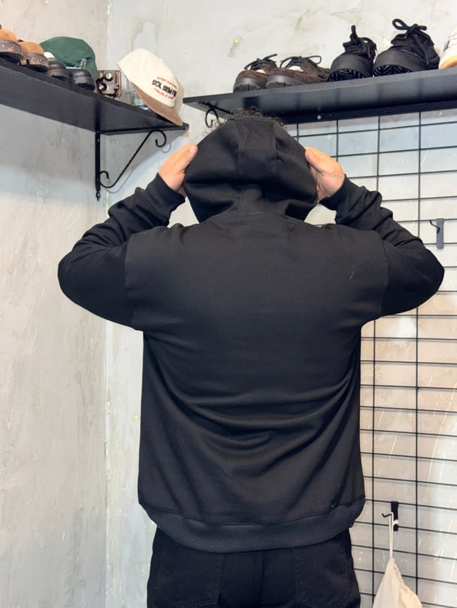Düşen Melek Nakışlı Siyah Hoodie