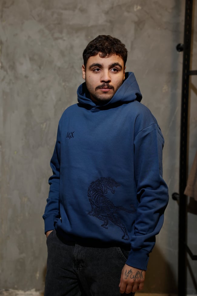 Kaplan Nakışlı Mavi Hoodie