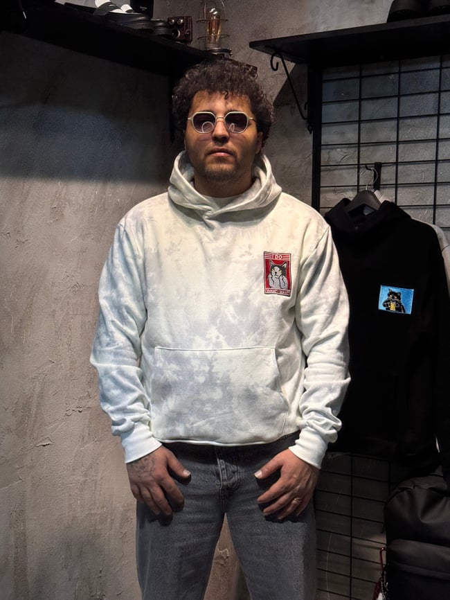 Kedi Nakışlı Batik Yıkama Hoodie