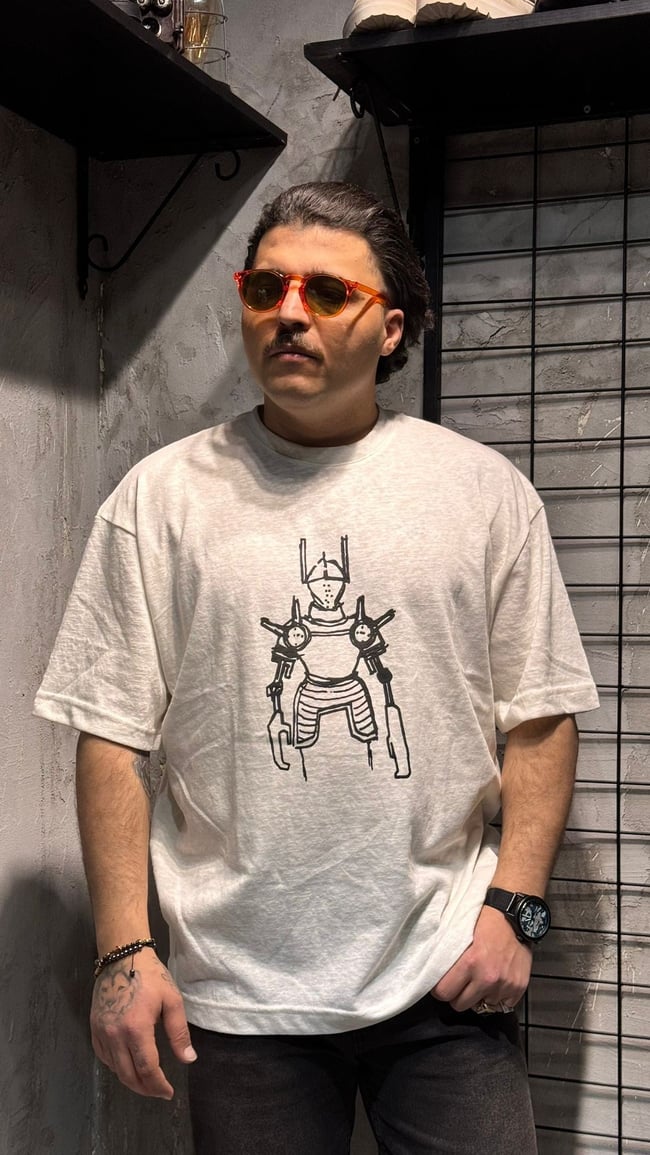 Robot Baskılı Beyaz Oversize T-shirt