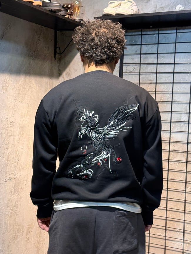Sırt Anka Nakışlı Siyah Sweatshirt