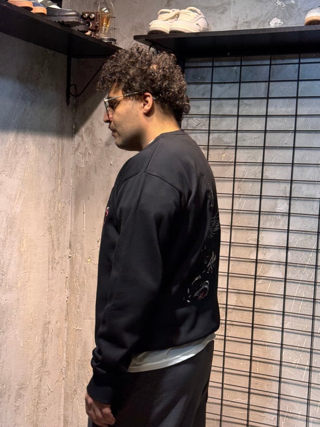 Sırt Anka Nakışlı Siyah Sweatshirt