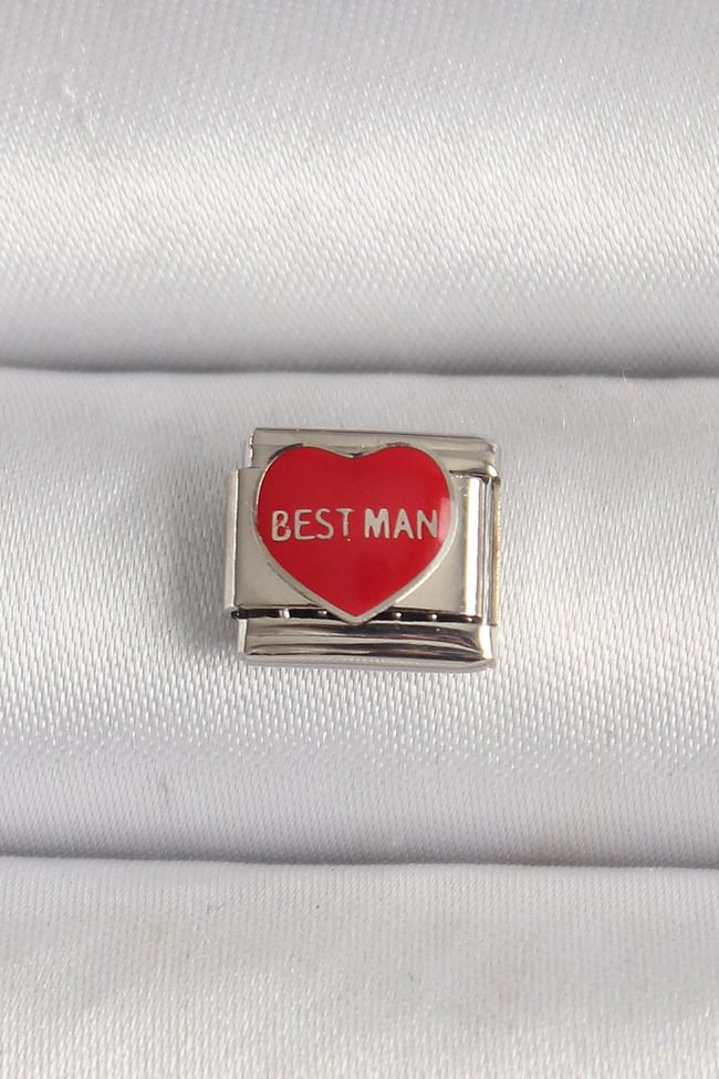 316L Çelik Gümüş Renk 'Best Man' Yazılı Kırmızı Kalp İşlemeli Nomination Charm