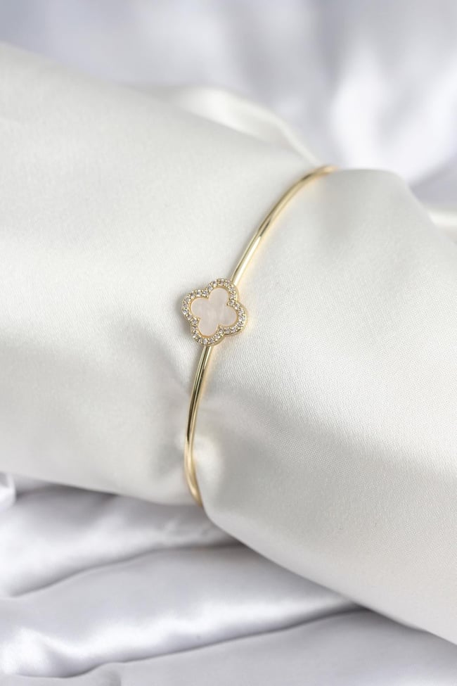 Beyaz Sedefli Yonca Model Gold Renk Kadın Bileklik