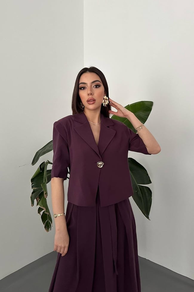 Mürdüm Tek Düğmeli Kısa Ceket Ve Etek Takım