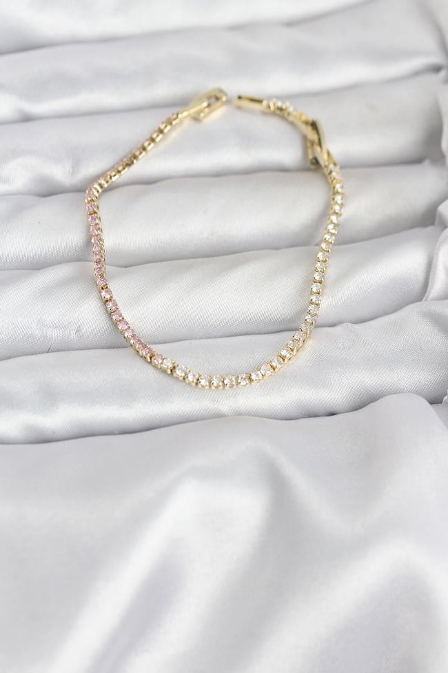 Pembe ve Beyaz Zirkon Taşlı Gold Renk Su Yolu Kadın Bileklik