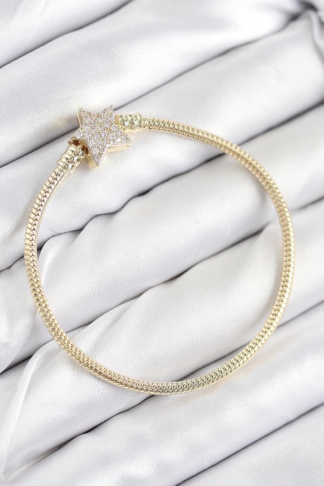 Pirinç Charm Zirkon Taşlı Yıldız Model Gold Renk Kadın Bileklik