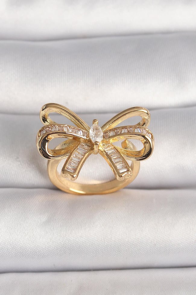 Pirinç Gold Renk Ayarlanabilir Zirkon Taşlı Kurdele Model Kadın Yüzük