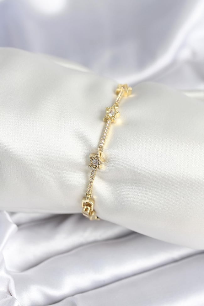 Pirinç Gold Renk Halley Yıldız Model Kadın Bileklik