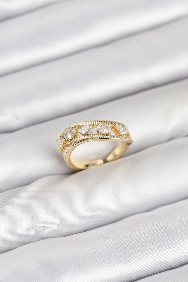 Pirinç Gold Renk Zirkon Taşlı Kadın Yüzük