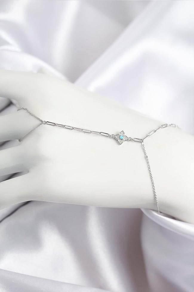 Pirinç Zirkon Taşlı Mavi Boncuklu Yonca Model Gümüş Renk Şahmeran