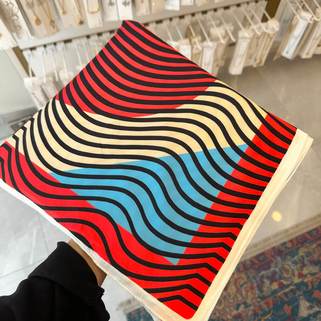 Dalgalı Çizgi 60X60 İpeksi Fular