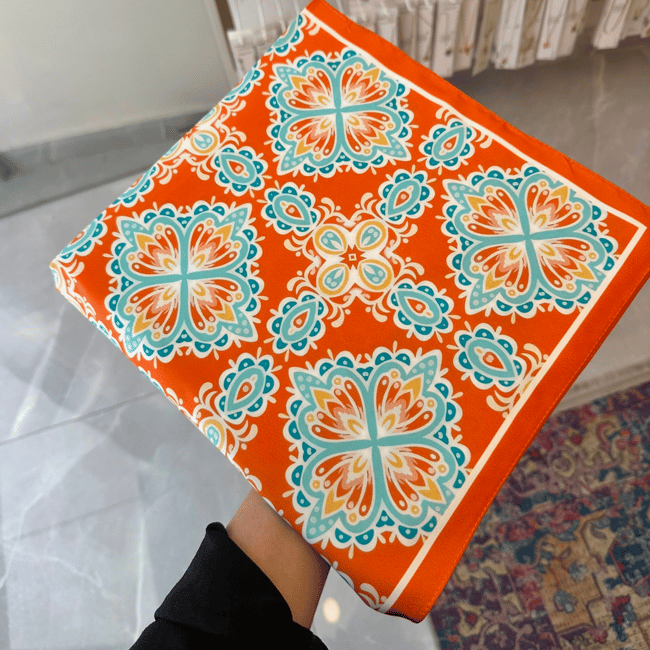 Etnik Rüzgar 60X60 İpeksi Fular