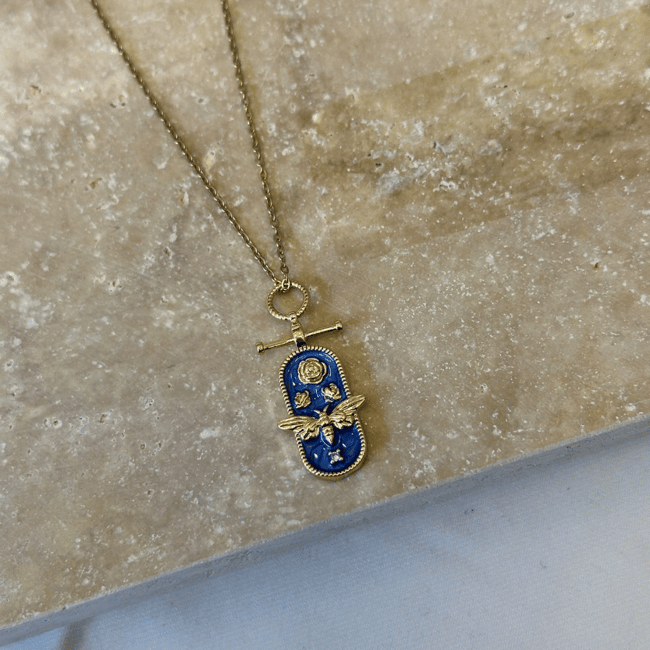 Mavi Mineli Arı Motifli Tarot Plaka Gold Kolye