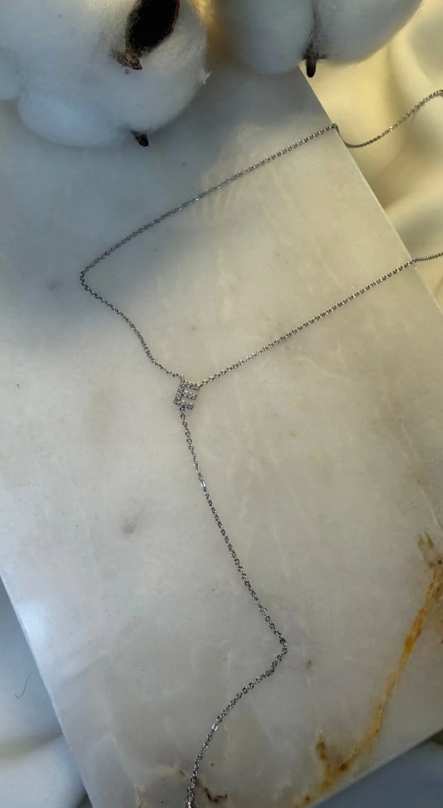 Harf Sallantılı Kolye