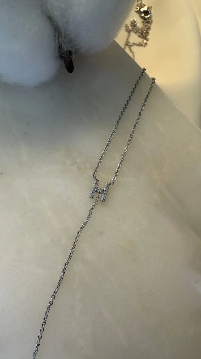 Harf Sallantılı Kolye