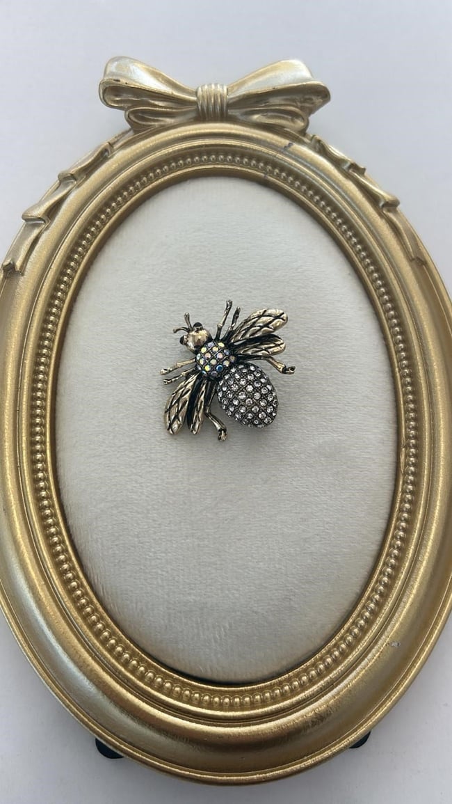 Bronz Taşlı Arı Broş 4cm