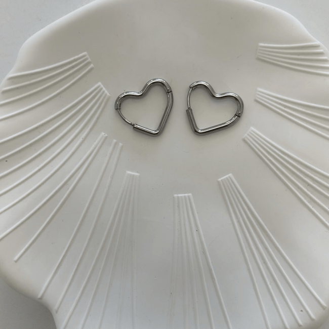 Çelik Kalpli Küpe 1,5cm
