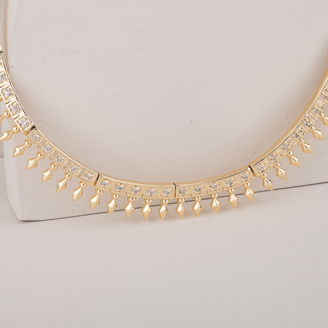 Özel Seri Zirkon Taşlı Çivili Choker Kolye 45cm