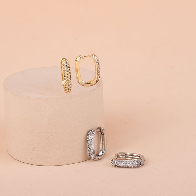 Özel Seri Zirkon Taşlı Oval Küpe 1,5cm