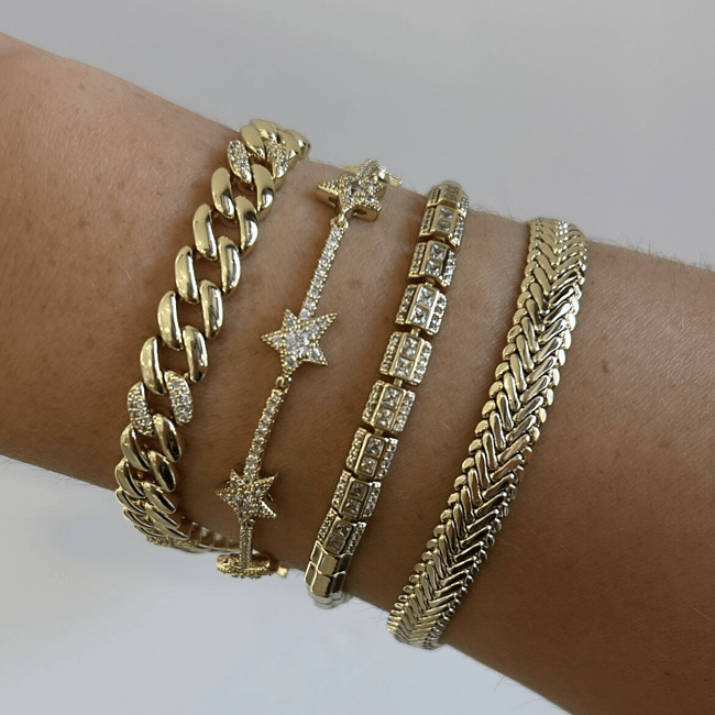 Vip Seri Zirkon Taşlı 14K Gold Yıldızlı Bileklik 19cm
