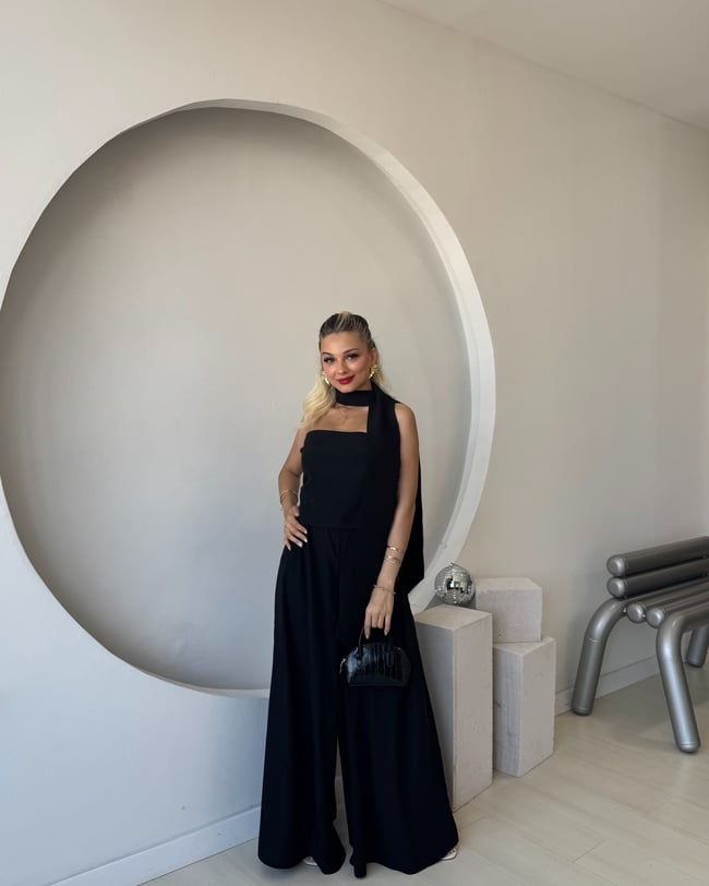 Siyah Straplez Bluz Geniş Paça Pantolon Takım