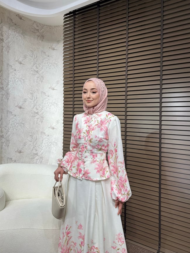 BBC LUNA TAKIM-PEMBE