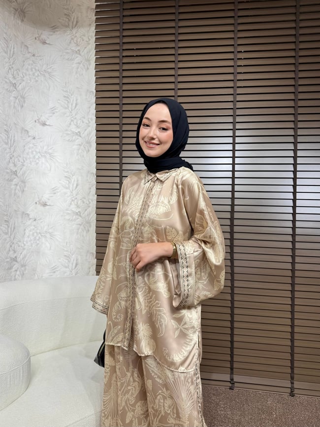 BBC QELİNA TAKIM-BEJ