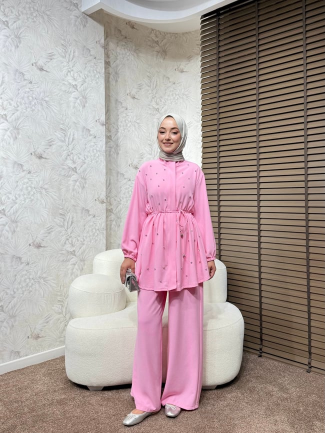 BBC RHEINA TAKIM - PEMBE